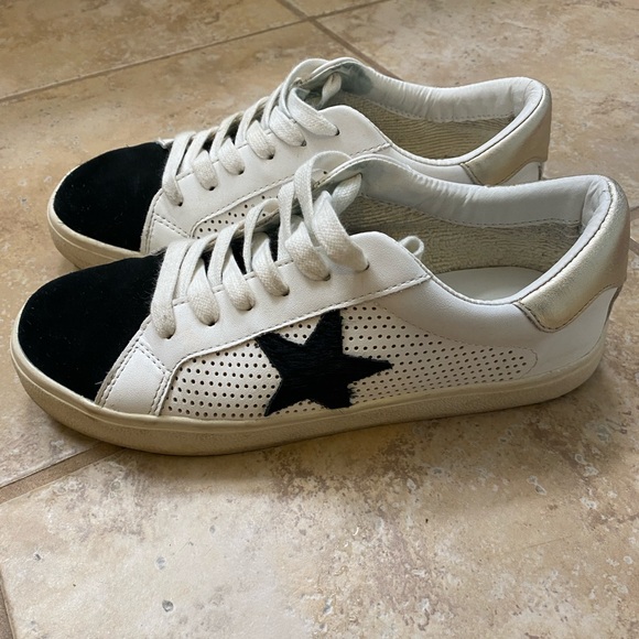 White and Black Star Steve Madden Star Sneakers - Picture 3 of 8
